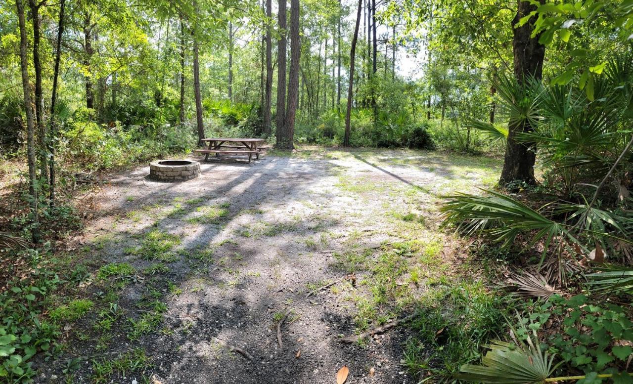 Okefenokee Pastimes Cabins And Campground Stanley Landing Exteriör bild
